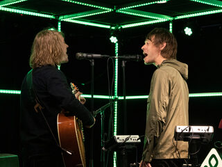 Orange Skyline speelt nieuwe single 'Modern Times' in de 3FM Live Box