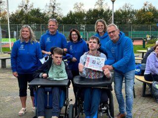 Vrienden en familie van Bart (15) en Tijn (14) komen massaal in actie voor Metakids