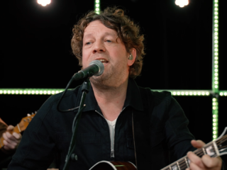 Abel met ‘Onderweg’ en nieuwe single ‘Zie jij het ook’ in de 3FM Live Box