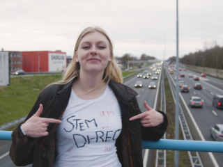 Nena dingt mee voor Beste Fan: "Ik hing een spandoek op voor DI-RECT en ineens stond de politie naast mij"