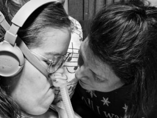 Help Diede (16) haar laatste wens in vervulling te brengen