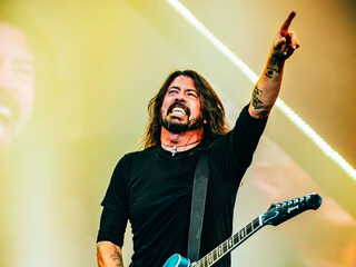Foo Fighters kondigen eerste nieuwe shows aan zonder Taylor Hawkins