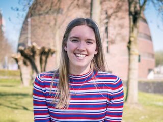 Femke is vrijwilliger in een noodopvang: "Het voelt heel cru als ik zelf weer naar buiten loop"