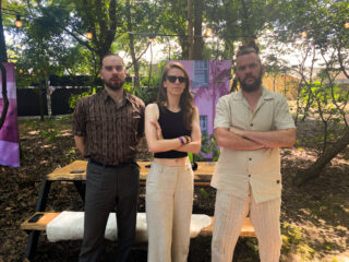 De Staat over hun 3 shows op Best Kept Secret en streven naar perfectie