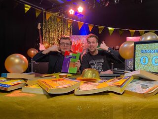 Rob en Wijnand bellen Nederland om stemmers te werven voor de Gouden RadioRing
