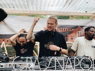 3FM-dj's doen door heel Nederland verslag van Unmute Us