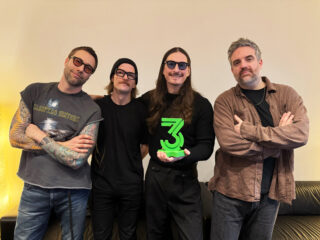 Wijnand & Jamie reiken eerste 3FM Award: uit aan Kensington: Schaal van Rigter voor 'A Moment'