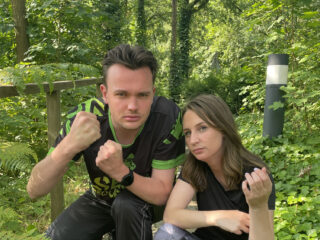 Mart breekt teen, gaat hij toch met Sophie de Dam tot Damloop doen voor 3FM Serious Request?