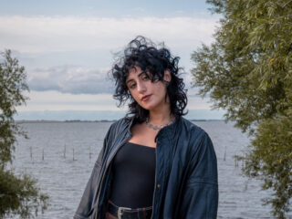 #openup van Naaz: "Ik keek in de spiegel en zag dat er niemand was"