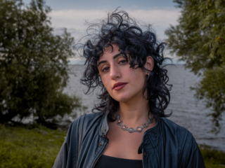 #openup van Naaz: "Ik keek in de spiegel en zag dat er niemand was"