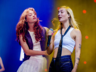 Froukje en S10 primeuren nieuw liedje 'Nooit Meer Spijt' op Lowlands