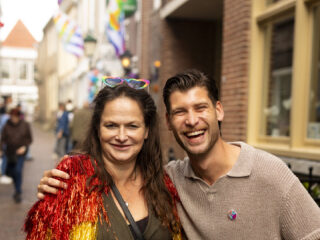 Het verhaal van 'Mama Pride' Helene, die een Pride wilde organiseren in Zierikzee