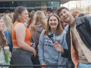 Dagen in de rij voor Niall Horan: waarom wachten superfans zo lang voor dit concert?
