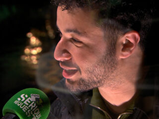 TikTok-docent Meneer Khalil: "Voor elke euro die gedoneerd wordt gebruik ik mijn hand een minuut niet"