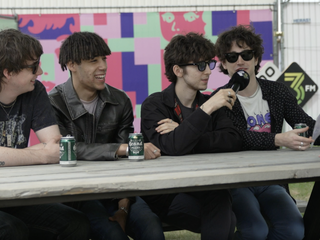 Sander fixt vaderdagcadeau voor zoon Bono op Pinkpop