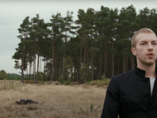 Mindblowing: Chris Martin kent 'The Scientist' helemaal achterstevoren