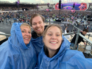 Bob en zusje Floor verliezen moeder aan ALS: "Er is geen greintje hoop aan het begin van dit ziektebed"
