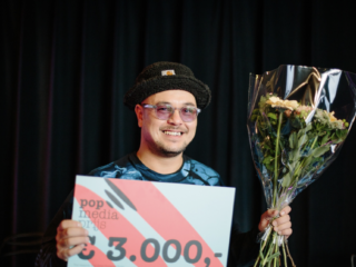 3FM-dj Justin Verkijk wint de Pop Media Prijs