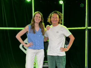 Bolis Pupul is co-host bij Vera: "Dankzij openheid herkennen mensen zich in mijn muziek"