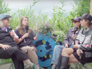 Vera en Annefleur spreken The Beaches: "I was named Lesbian of the Year"