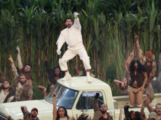 Bad Bunny viert met Halftime show de Latijns-Amerikaanse cultuur, verbinding en samenhorigheid