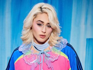 Bente luidt de zomer in met dromerige nieuwe 3FM Megahit ‘3.2.1.’