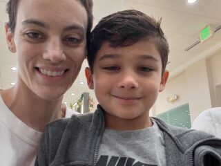 Zangeres is doodziek en het internet doet zijn werk geweldig