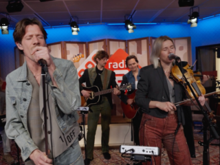 Son Mieux speelt intieme versie van Have A Little Faith