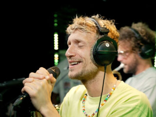 Chef'Special verovert de 3FM Live Box met 'Fly Like Me' en 'Speed Of Light'