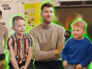 Jullie & Julien: Totale chaos tijdens gastles voor Metakids