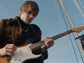 Stranded with The Vices: livesessie op de Waddenzee