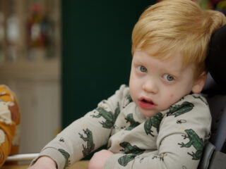 Jelte (4) is de eerste gast in Het Glazen Huis