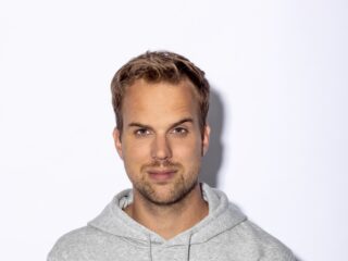 3FM-dj Wijnand's eerste keer Glazen Huis: "Mijn opa overleed aan de gevolgen van ALS"