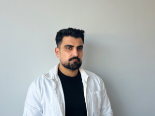 Burhan: “Ik denk de hele dag aan mijn vrienden en kennissen die vermist zijn door de aardbevingen”