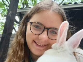 3FM-dj Herman behaalt streefbedrag van €19.000,- met actie voor Fabienne (14)