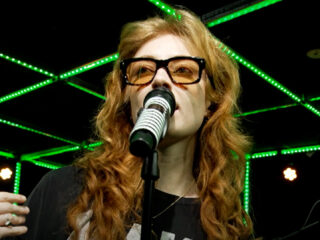 Froukje brengt energie met 'Iedereen Gaat Vreemd' in de 3FM Live Box