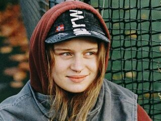 'Serotonin' van girl in red nieuwe 3FM Megahit