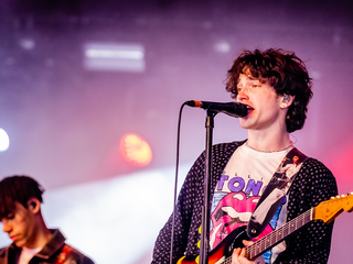 Ontmoet Inhaler voor een Q&A met 3FM-dj Jasper Leijdens