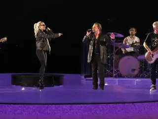 U2 verrast publiek in Las Vegas met Lady Gaga