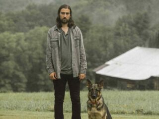 Folk-pop singer-songwriter Noah Kahan scoort 3FM Megahit met ‘Stick Season’