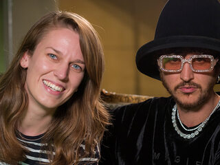 Dit is de 3FM Exclusive van Oscar and the Wolf in foto's