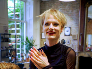 Milan (20) gaf Kollum op voor Pride in mijn Dorp: "Ik wil gewoon mezelf zijn"