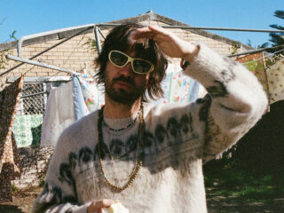 Tame Impala zet tanden in nieuwe 3FM Megahit: 'Dracula' grijpt je direct vast