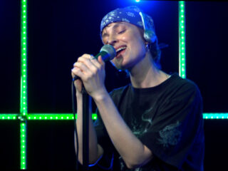 Luna Morgenstern dropt Y2K dance-bangers in de 3FM Live Box