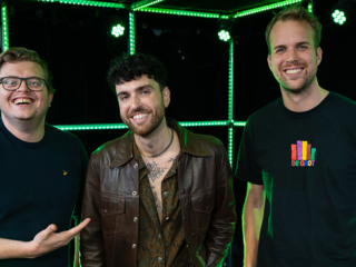 Duncan Laurence speelt 'Electric Life' in de 3FM Live Box