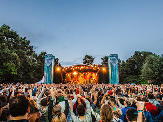 Terugblik: Welcome To The Village op 3FM