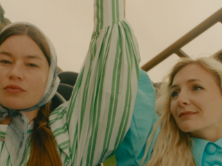 Wet Leg pakt de 3FM Megahit met 'Ur Mum'