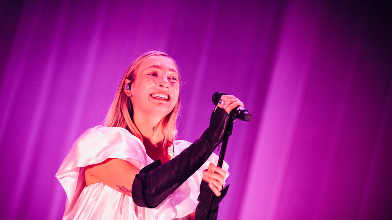 S10 kondigt documentaire aan: 'Dat het goed blijft gaan met mij' | NPO 3FM