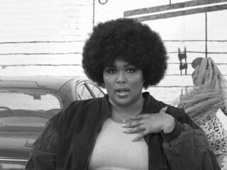 Lizzo maakt Mega-debuut met ex-3FM Megahit 'Boys'