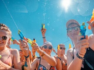 Solar Weekend festival is heet, nat en los!